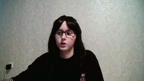 Amomira online show from March 5, 2025, 10:11 am