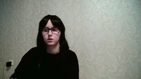 Amomira online show from September 14, 2025, 10:36 am