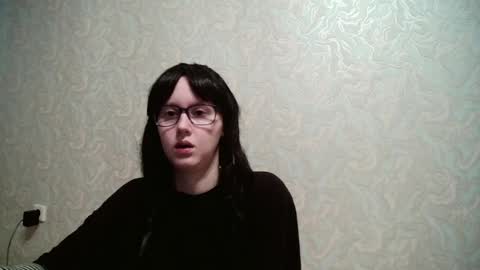 Amomira online show from June 8, 2026, 1:20 am