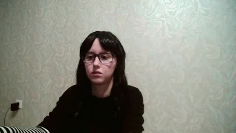 Amomira online show from June 11, 2026, 11:14 pm