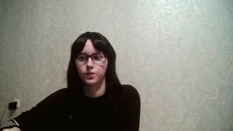 Amomira online show from June 18, 2026, 8:03 am