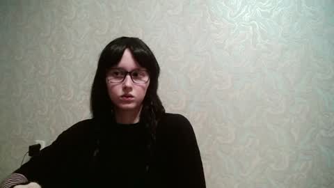 Amomira honeyx online show from March 21, 2026, 2:31 pm