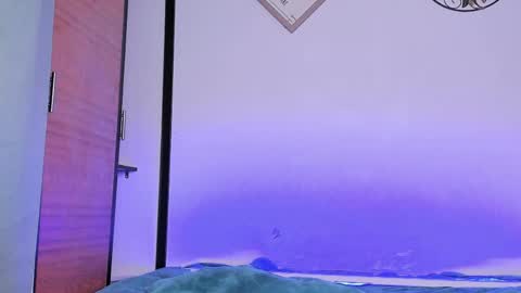 Amon online show from April 9, 2026, 3:39 am