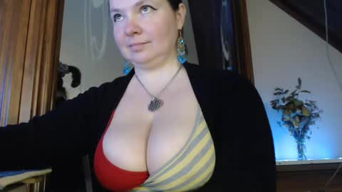 Snapshot of amorelara chatting on March 4, 2025, 7:08 am amorelara online show from March 4, 2025, 7:08 am