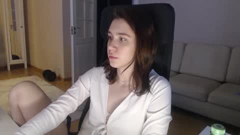 miss unforgettable online show from February 14, 2025, 10:38 am