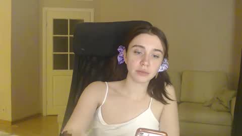 miss unforgettable online show from February 26, 2025, 9:37 pm