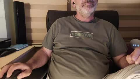 Snapshot of amorlin chatting on May 12, 2026, 8:17 pm AmorLin online show from May 12, 2026, 8:17 pm