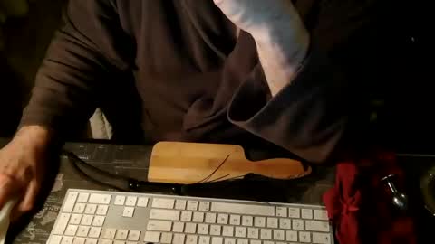 amslave4f online show from February 8, 2025, 9:25 pm