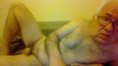 Snapshot of amstel69 chatting on April 19, 2026, 2:05 pm amstel69 online show from April 19, 2026, 2:05 pm