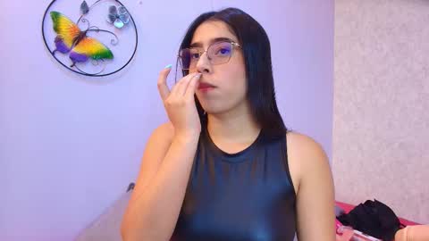 amy__wats0n online show from January 17, 2026, 7:06 pm