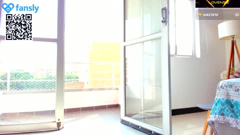 Snapshot of amy_coquette chatting on December 6, 2024, 8:07 pm CARO GOMEZ online show from December 6, 2024, 8:07 pm