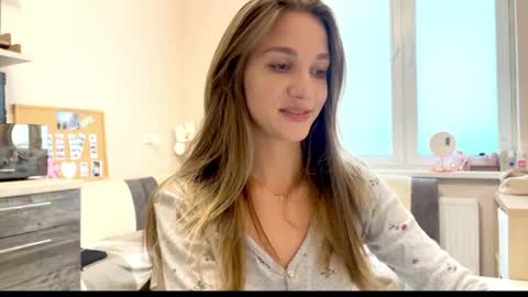 amy_meoww online show from April 2, 2026, 3:42 pm