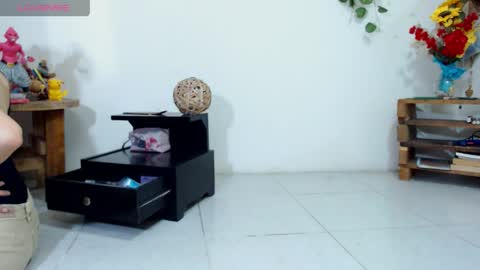 amy mur online show from May 13, 2026, 6:38 pm