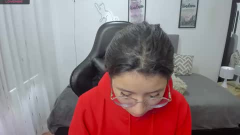 Amy sophia 3 online show from November 7, 2025, 12:38 pm