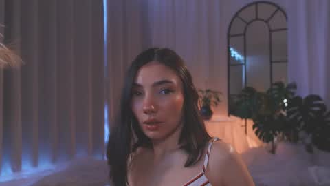 Amy Armstrong online show from November 15, 2025, 8:38 pm