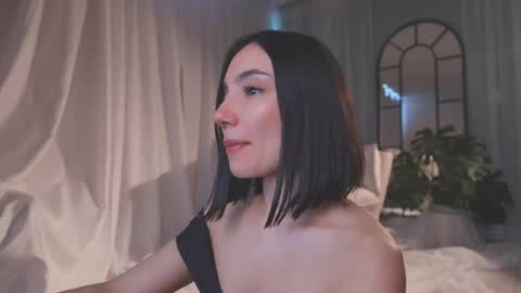 Amy Armstrong online show from February 5, 2026, 10:36 pm