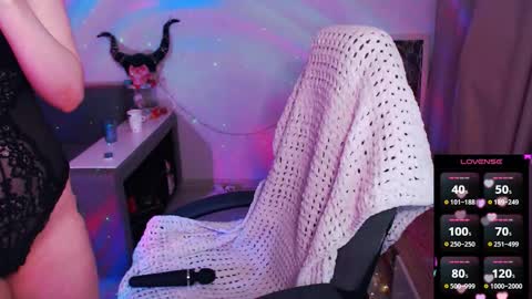 Snapshot of amyboop_ chatting on November 11, 2025, 8:31 pm Amy is here my telegram chanel - online show from November 11, 2025, 8:31 pm