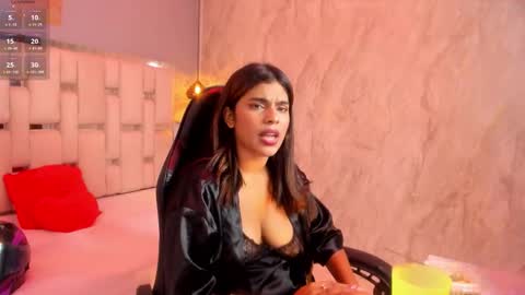 amyevan_ online show from September 12, 2025, 10:10 pm