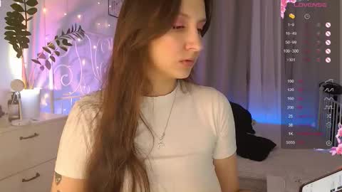 Amelia online show from October 16, 2025, 5:03 pm