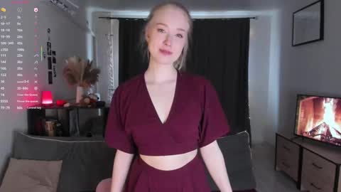 Snapshot of amylouwood chatting on February 26, 2026, 7:29 am Amy online show from February 26, 2026, 7:29 am