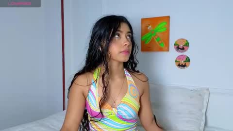 Snapshot of amymonroee chatting on September 19, 2025, 8:27 am Amy Monroe online show from September 19, 2025, 8:27 am