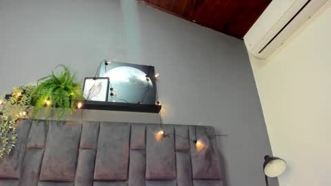 Snapshot of amypalmmer chatting on September 20, 2025, 11:33 am AMMY online show from September 20, 2025, 11:33 am