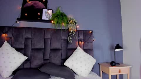 Snapshot of amypalmmer chatting on October 7, 2025, 11:40 am AMMY online show from October 7, 2025, 11:40 am