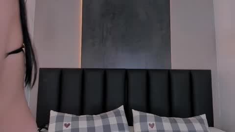 Snapshot of amypalmmer chatting on November 6, 2025, 11:44 am AMMY online show from November 6, 2025, 11:44 am