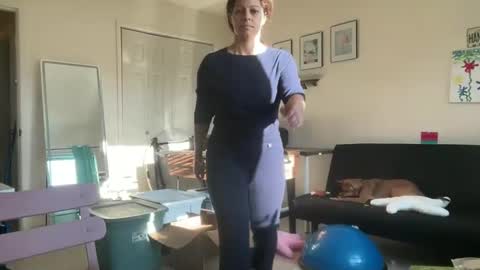 Amy Smilez online show from December 4, 2024, 1:53 pm