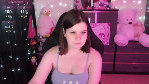 Snapshot of amyvibes chatting on November 10, 2025, 8:08 pm amyvibes online show from November 10, 2025, 8:08 pm