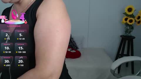 Snapshot of ana_hotmilfx chatting on October 15, 2025, 1:28 am ANA online show from October 15, 2025, 1:28 am