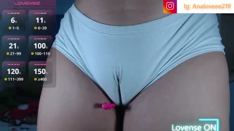 Snapshot of ana_loveee chatting on July 17, 2026, 3:07 pm Ana lopez - Cameltoe girl online show from July 17, 2026, 3:07 pm