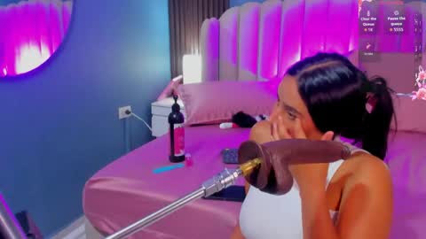 Snapshot of ana_sinclair chatting on April 16, 2026, 4:02 am Ana Maria online show from April 16, 2026, 4:02 am