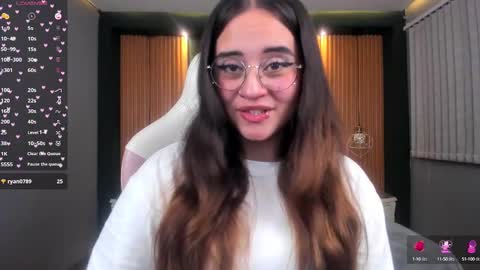 Ana online show from December 12, 2024, 8:10 pm