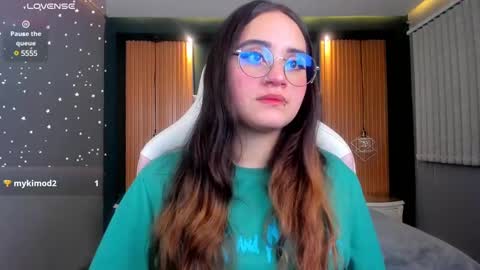 Ana online show from February 7, 2025, 8:31 pm