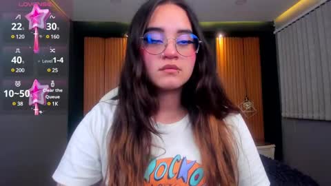 Ana online show from February 25, 2025, 8:19 pm