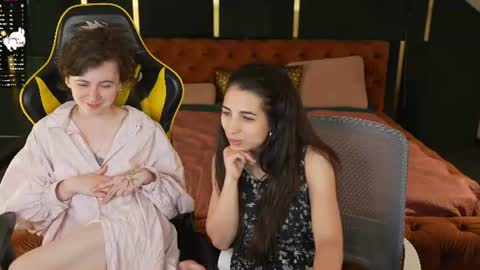 Snapshot of anabel2054 chatting on June 29, 2026, 10:43 pm Sweet girls online show from June 29, 2026, 10:43 pm