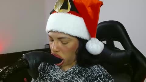 Snapshot of anabel693 chatting on December 9, 2024, 10:54 am anabel alice gandara online show from December 9, 2024, 10:54 am