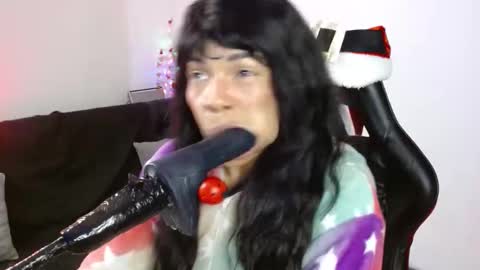 Snapshot of anabel693 chatting on December 23, 2024, 10:21 am anabel alice gandara online show from December 23, 2024, 10:21 am