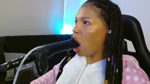 Snapshot of anabel693 chatting on January 19, 2025, 1:44 pm anabel alice gandara online show from January 19, 2025, 1:44 pm