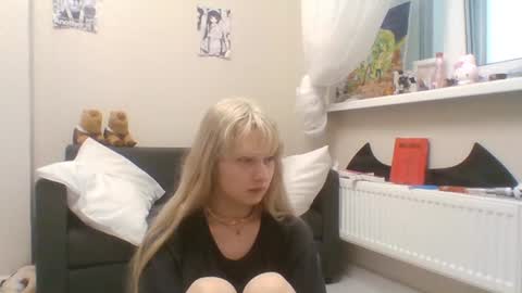 Malvina online show from July 7, 2026, 4:11 pm
