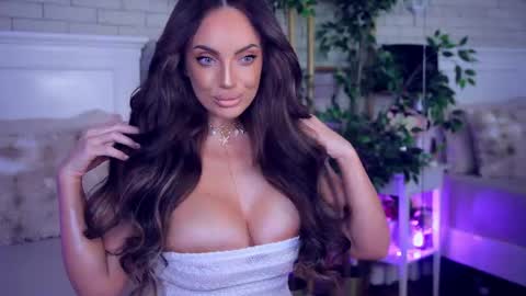 anabellastar online show from May 25, 2026, 3:45 am