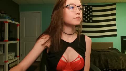 Anabelleleigh online show from February 7, 2026, 2:48 am