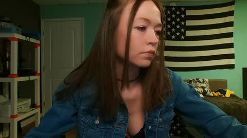 Anabelleleigh online show from February 15, 2026, 3:14 am