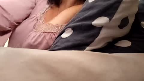 ANABELLOVEE online show from July 6, 2026, 9:39 am