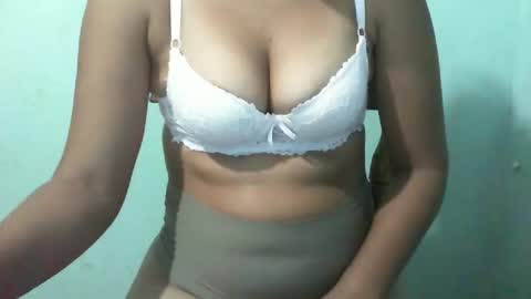 Snapshot of anacarada chatting on January 17, 2026, 11:26 am anacarada online show from January 17, 2026, 11:26 am