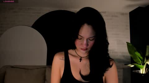 Snapshot of anadurant chatting on October 18, 2025, 12:17 pm Ana online show from October 18, 2025, 12:17 pm