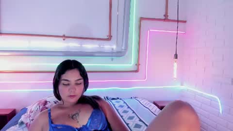 Snapshot of anaelle_bardin chatting on July 4, 2026, 4:46 pm Anna online show from July 4, 2026, 4:46 pm