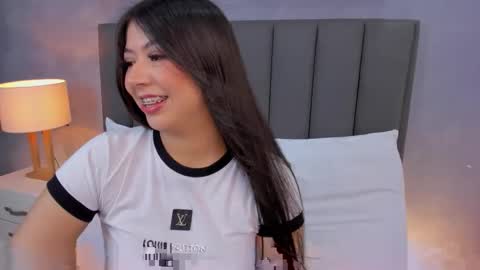 A N A online show from December 18, 2025, 2:01 pm