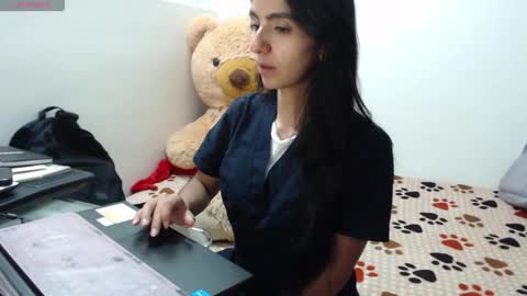 Anahi Browns online show from March 16, 2026, 8:57 pm